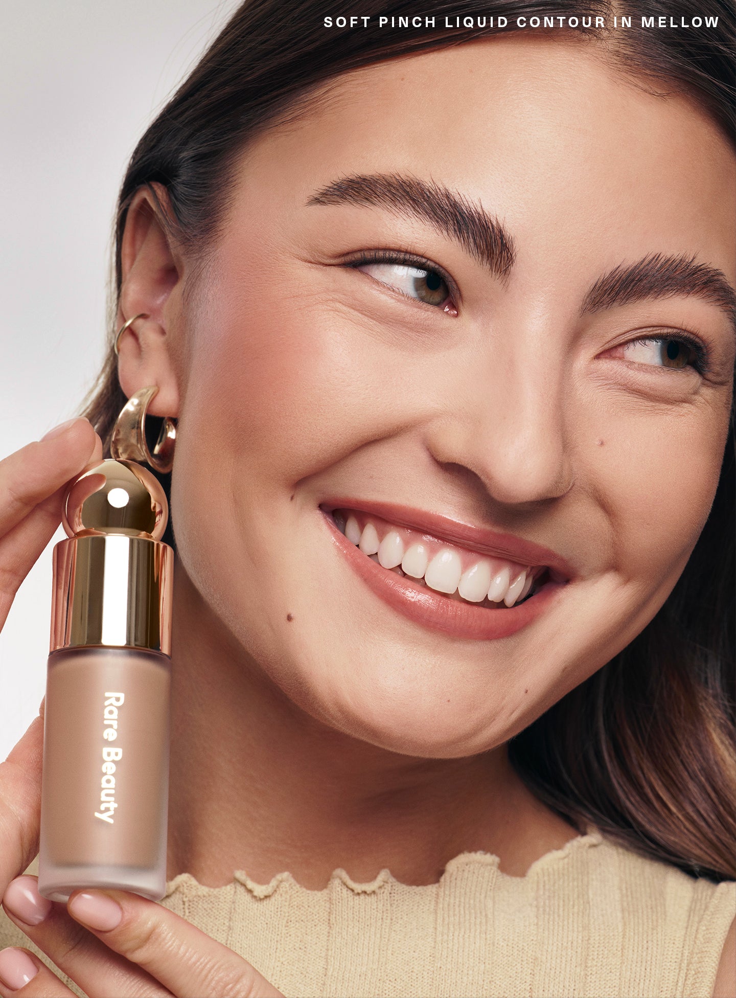 CAMPAIGN-CANDIDS-SOFT-PINCH-LIQUID-CONTOUR-MELLOW.jpg