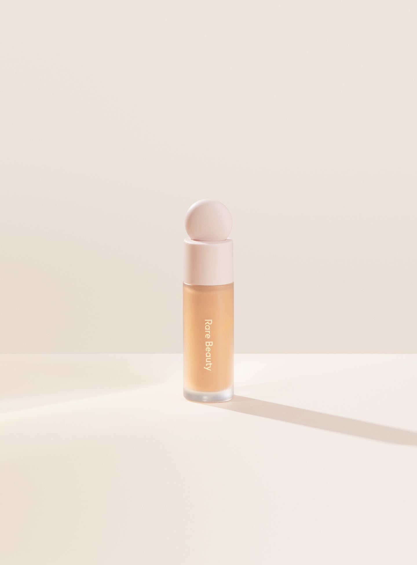 Concealer-200C-SKU_7399d95f-3418-4fb3-9d0d-c0f31bf363c5.jpg