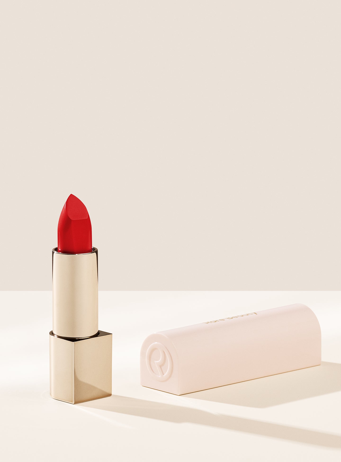 ECOMM-KW-MATTE-LIPSTICK-DEVOTED_f25774e7-cfef-45ea-9960-a0d4de0a0847.jpg