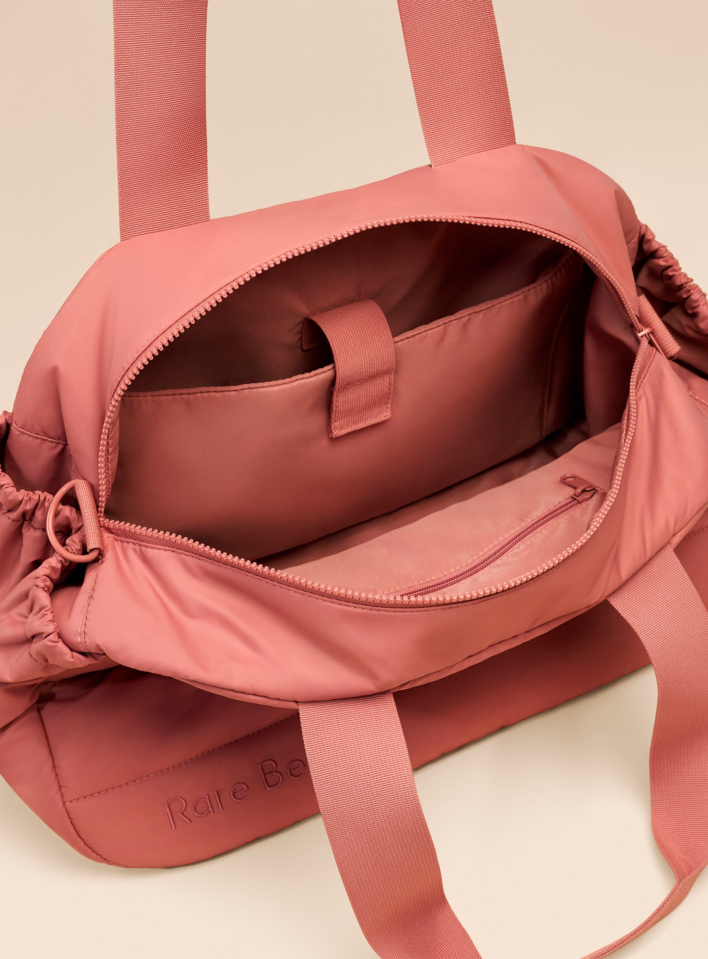 ECOMM-PUFFY-CARRYALL-TOTE-DUSTY-ROSE-04.jpg