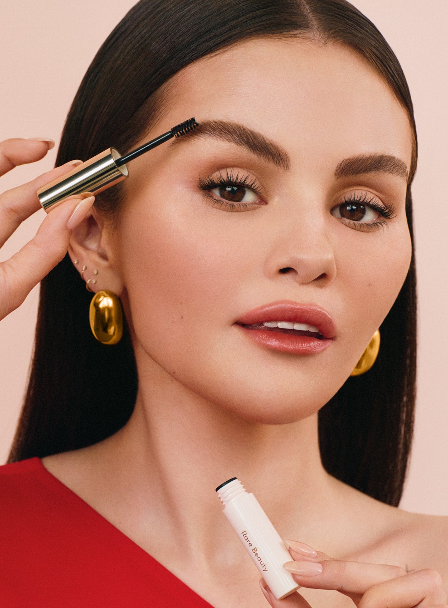 ON-FIGURE-SELENA-BROW-APPLICATION.jpg